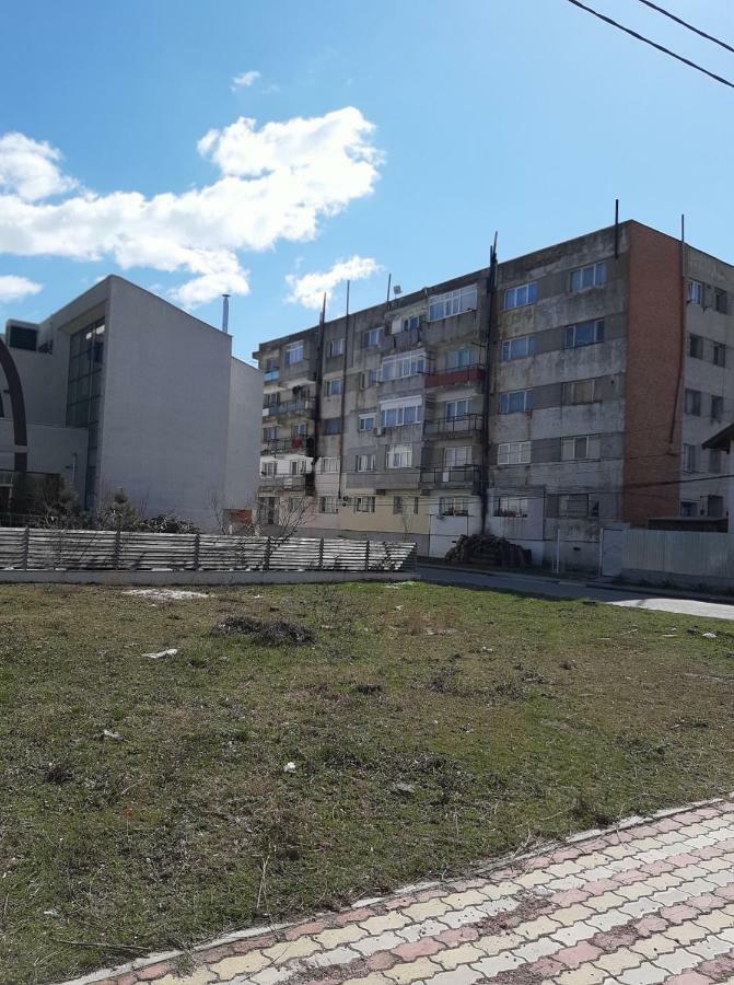 Apartament 2 Camere Сулина Екстериор снимка
